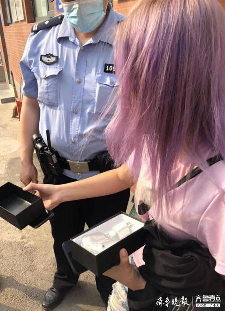 7000元新手机被误当垃圾扔掉，济南民警冒高温在
