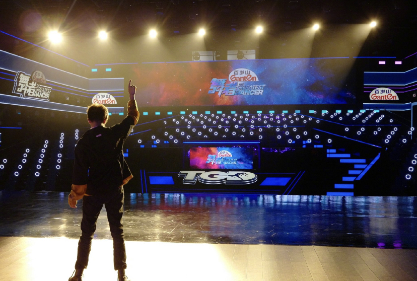 200611 拒绝不了舞台魅力的任耀希 超鹅绿洲更新物料库存