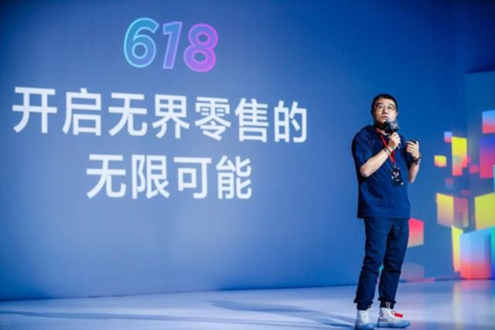 东哥隐退后，京东站得更高了