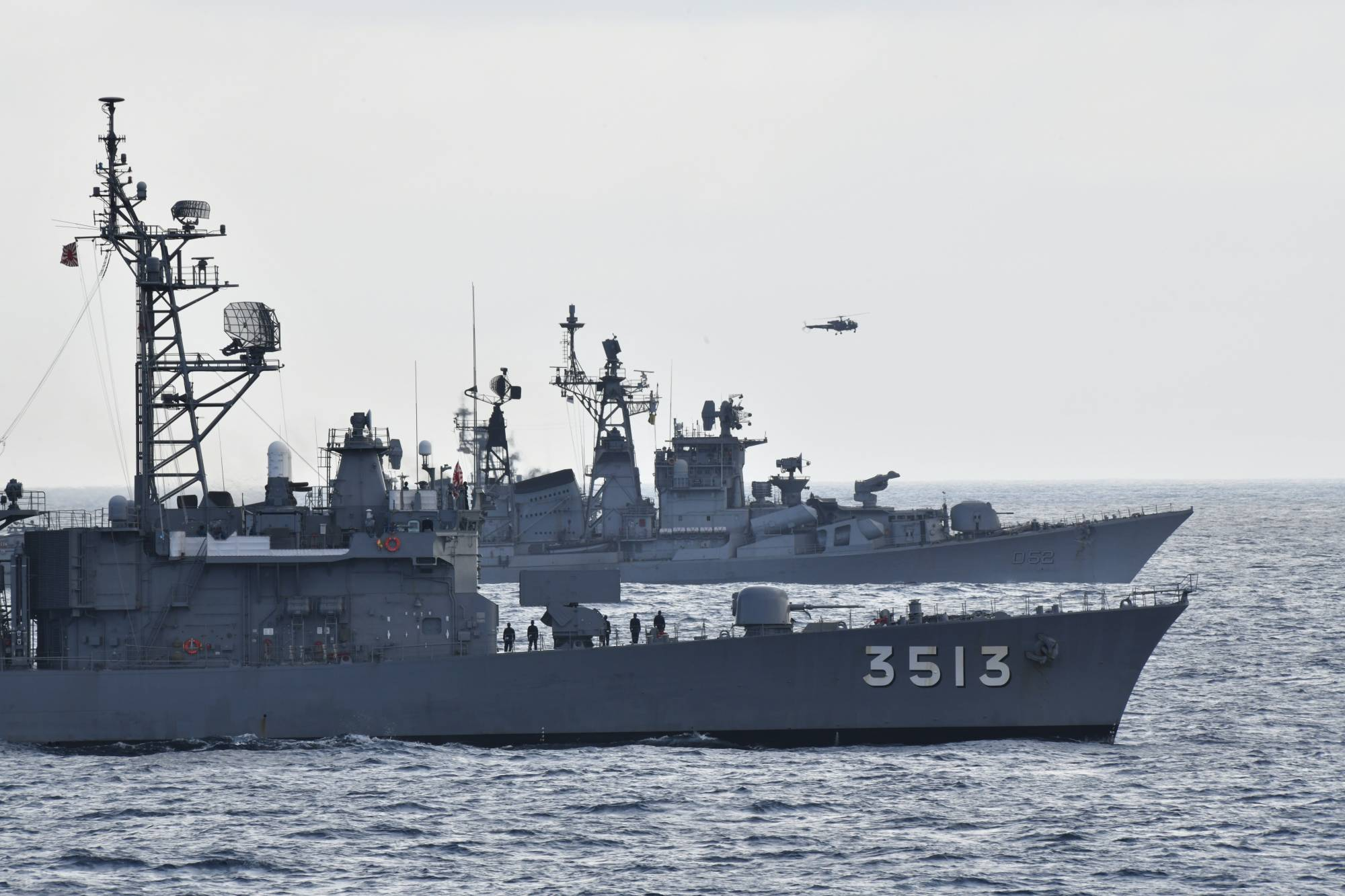 印度和日本举行海上联合演练，印度海军中将宣称演习目的是“释放信号”