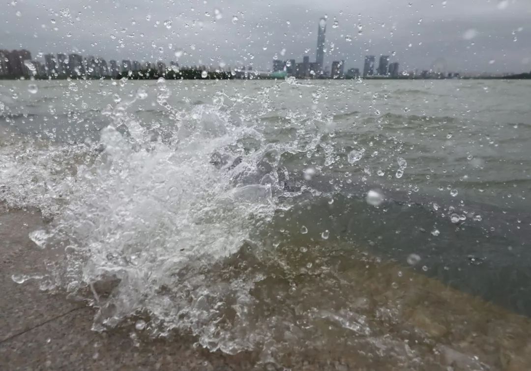 形势严峻！丹阳多条河流水位暴涨