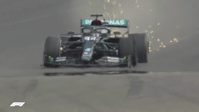 体坛联播│汉密尔顿英国站爆胎夺冠，丁俊晖世