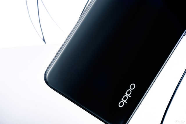 OPPO A72评测：耐看又当打的轻薄5G新选择