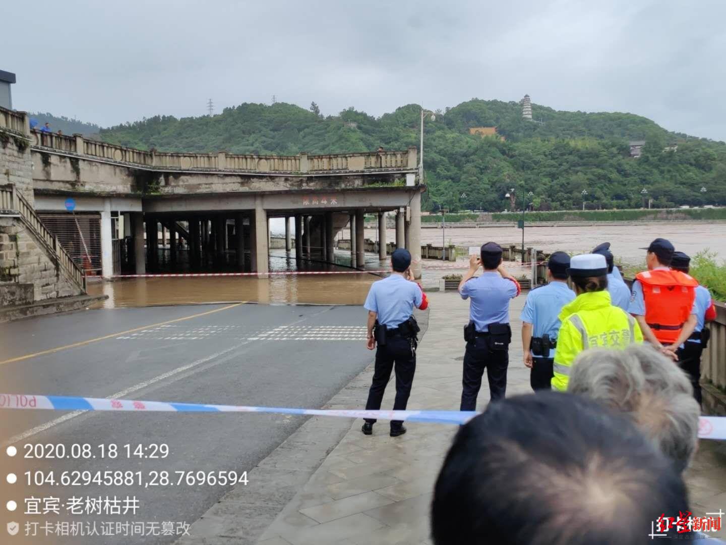 岷江水位继续上涨！四川宜宾“长江零公里地标”进水，已交通管制