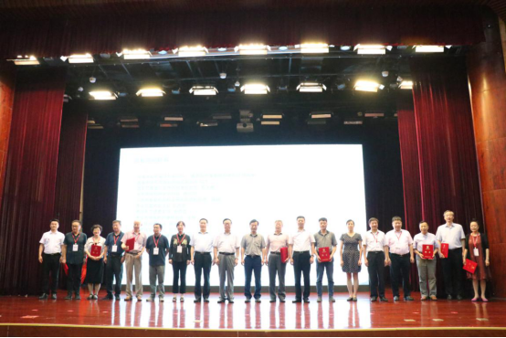 抓住中药质量的“牛鼻子”药典博物馆成立委员会促进中药安全使用