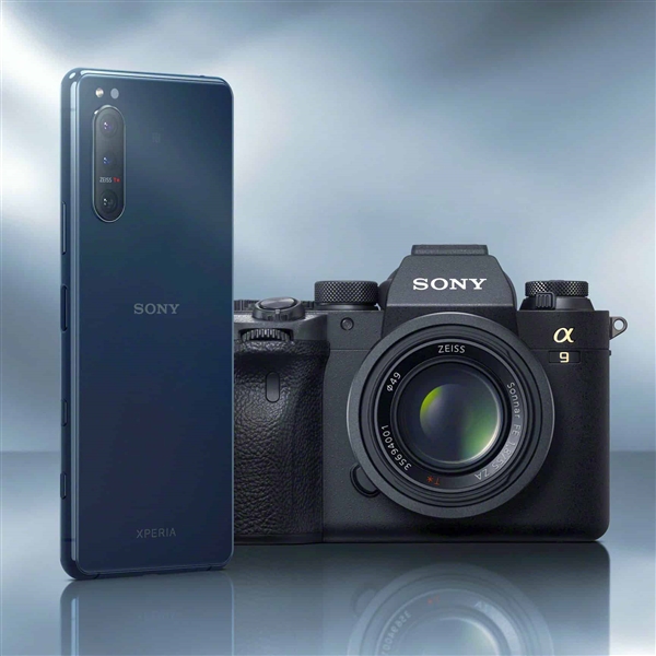 sony第一款120Hz旗舰级！Xperia 5 II官图、显卡跑分泄漏