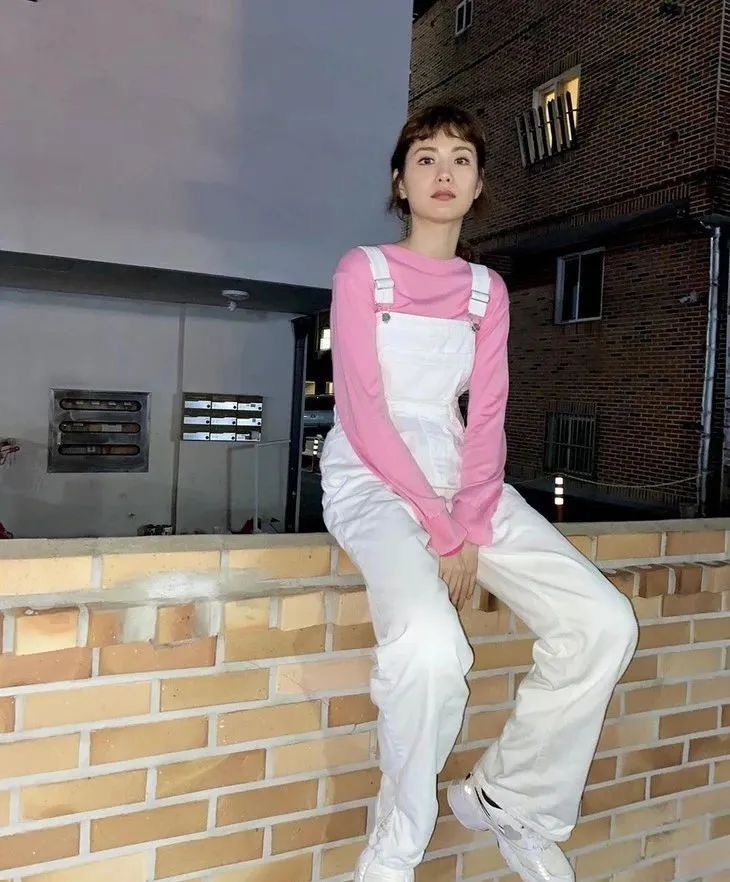 当周迅阿雅大表姐在一起，论气质无人能敌