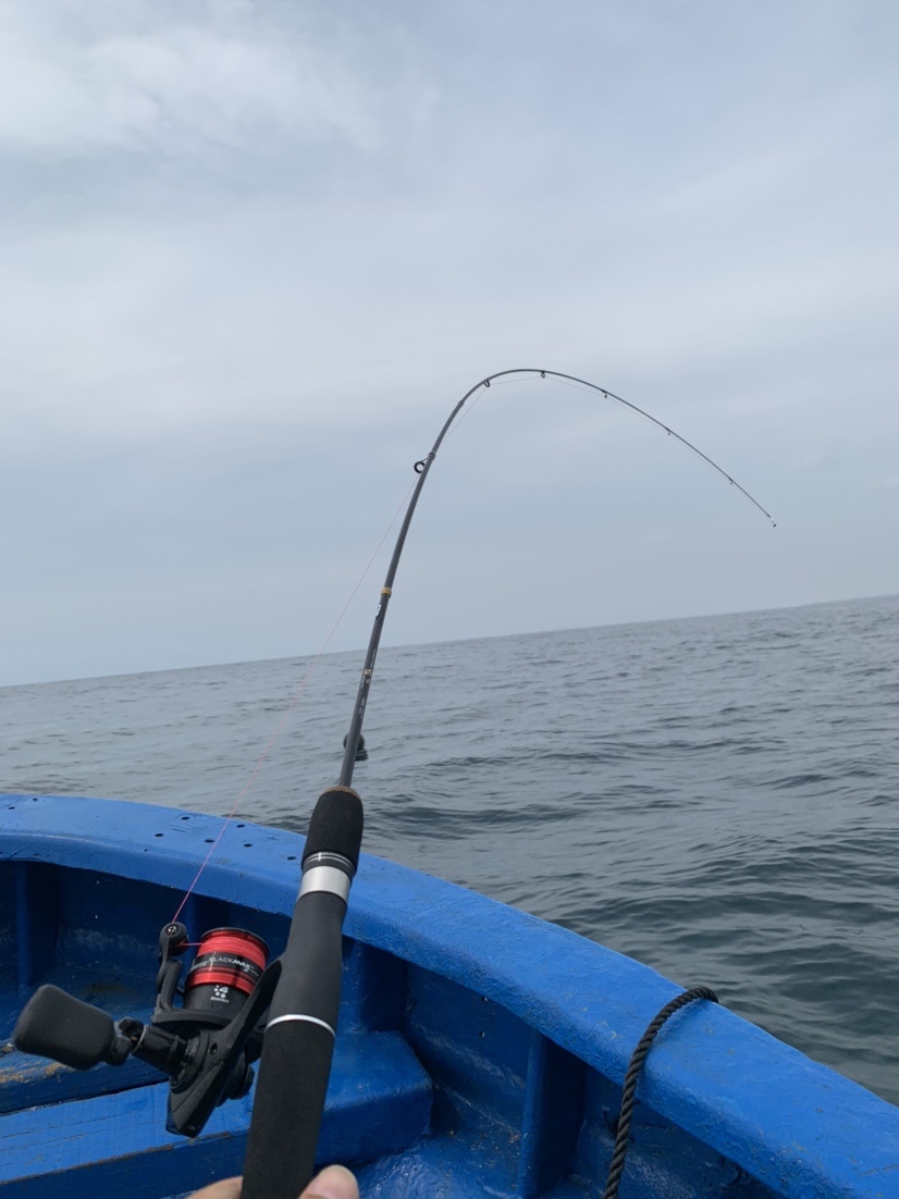 南海漂流野钓海上钓鱼初体验真的好刺激