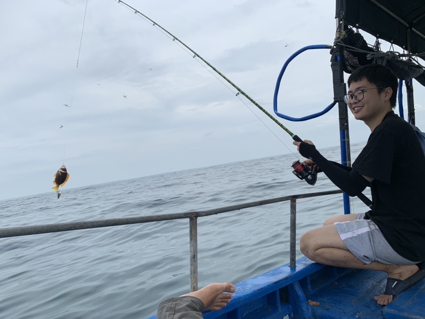 南海漂流野钓,海钓初体验,真的好刺激