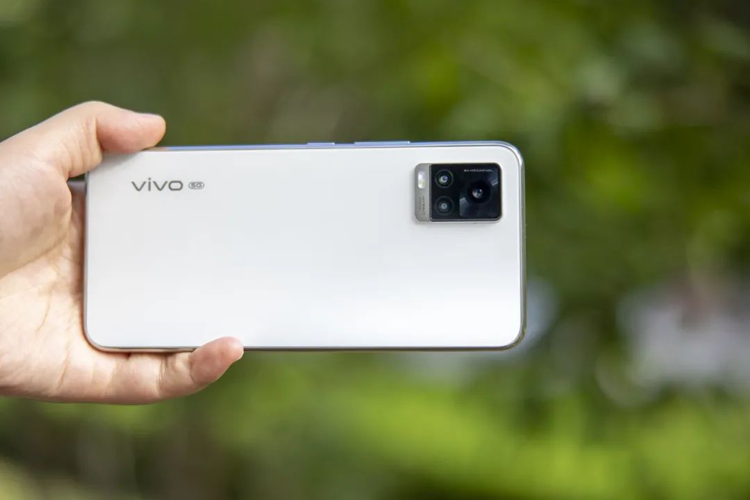 4400萬超高清校園風寫真 自拍新旗艦vivo S7體驗