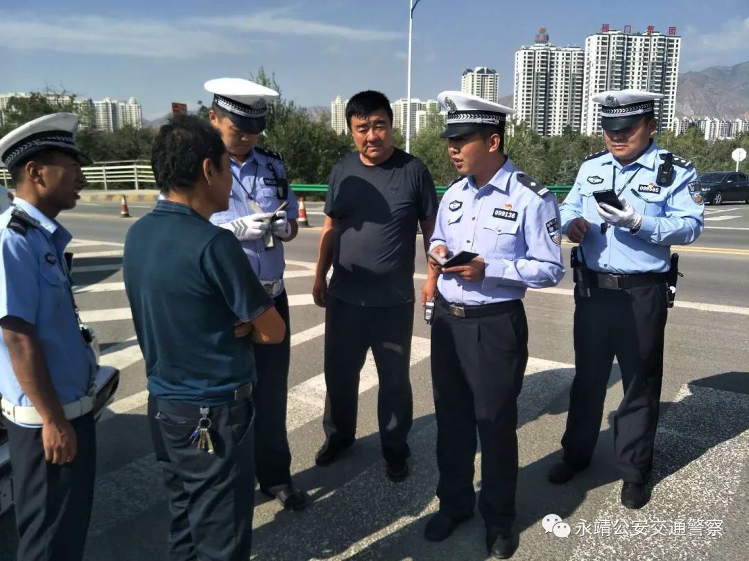 【交通秩序整顿整治】临夏公安交警开展“逢五”交通秩序整治统一行动