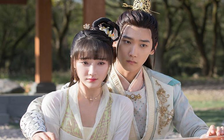 古装剧《三嫁》男女主角为什么一直不换衣服？