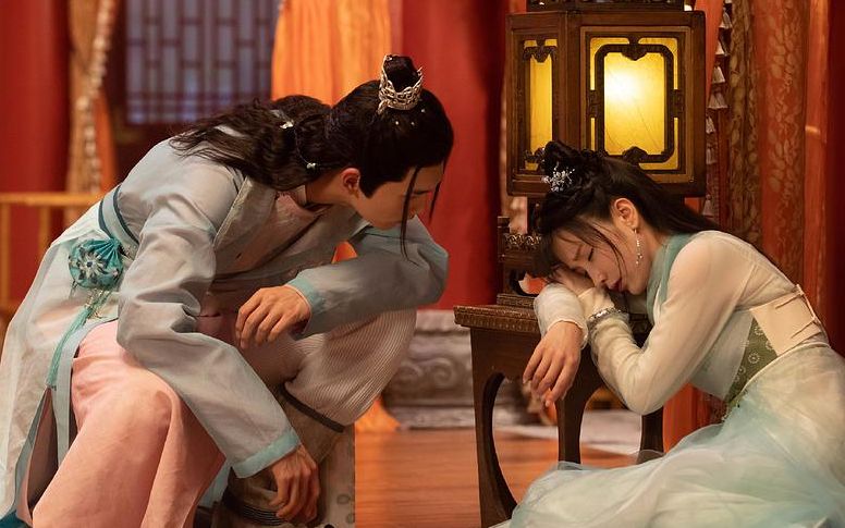 古装剧《三嫁》男女主角为什么一直不换衣服？