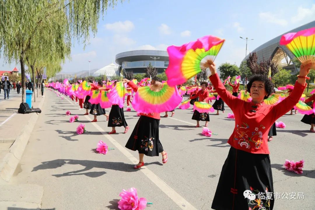 临夏市公安局圆满完成“临博会”开幕式安保工作