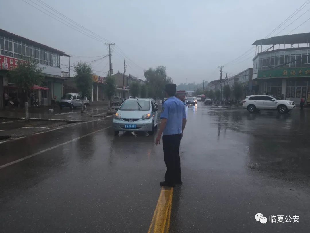 【节日我在岗】每逢节日必在岗 因为我是人民警察！