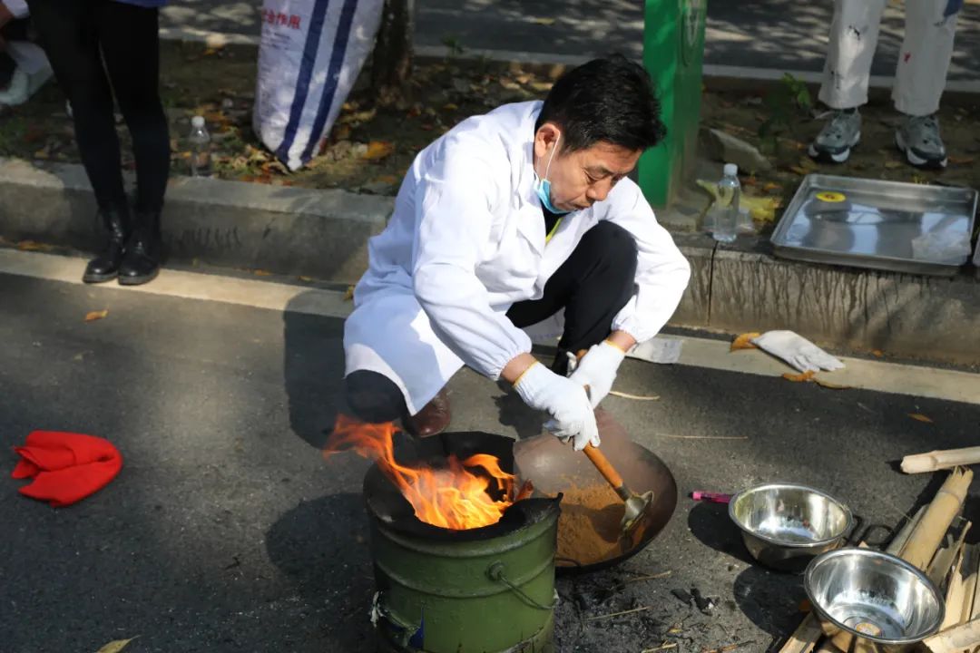 2020年江西省“天工杯”中医药行业职工职业技能竞赛总决赛在我市举行