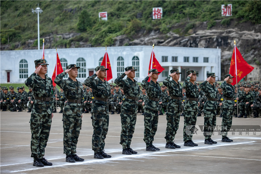 武警广西总队：千余名新兵军事会操展风采