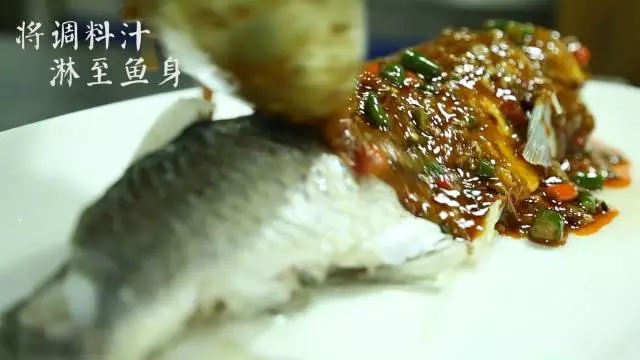 重庆特产传说（289） | 吃条过水鱼，就能摸清重庆崽儿的性格