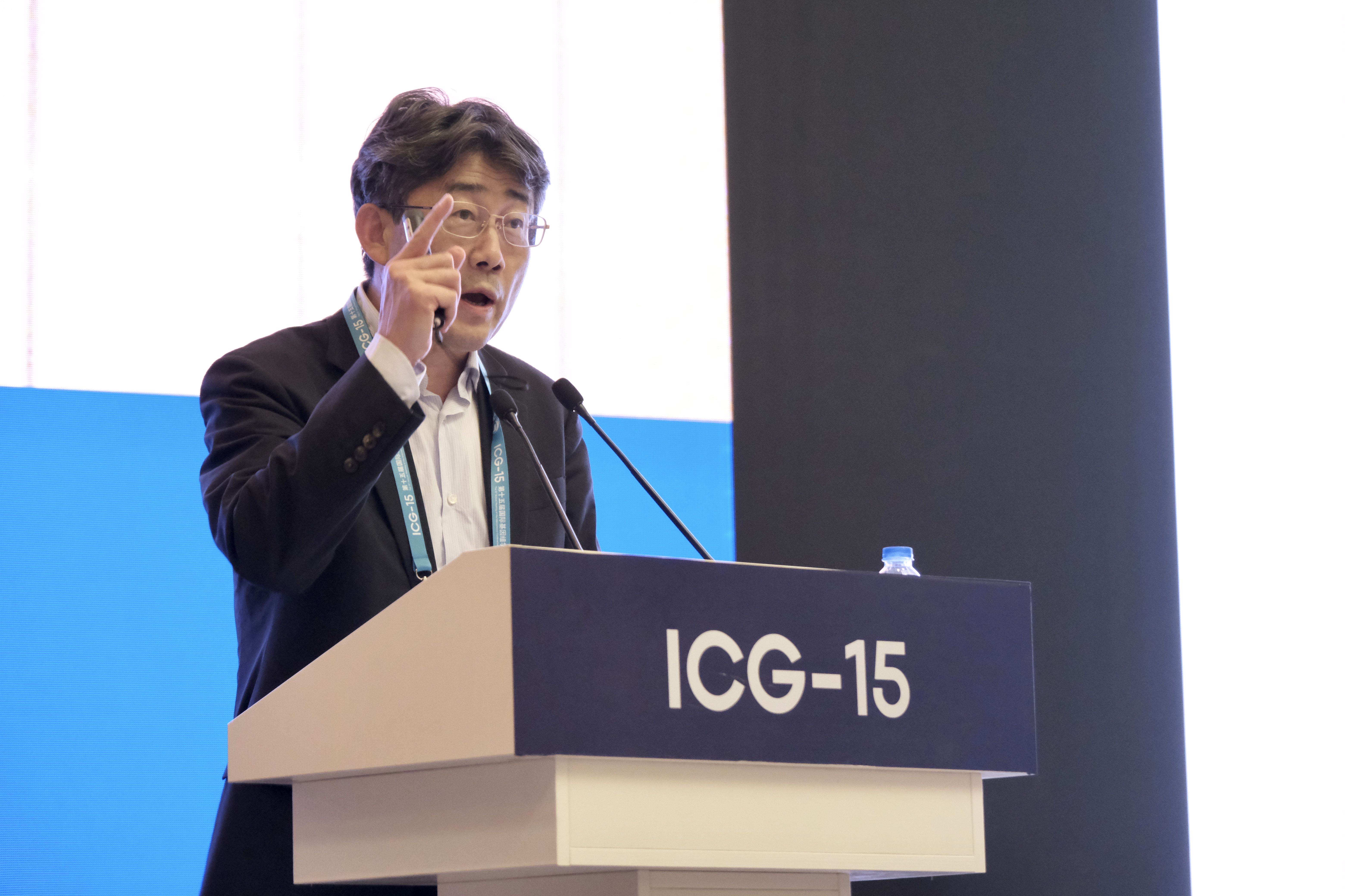 高福：中国经历了7波疫情，欧美控制不好第一波还没结束