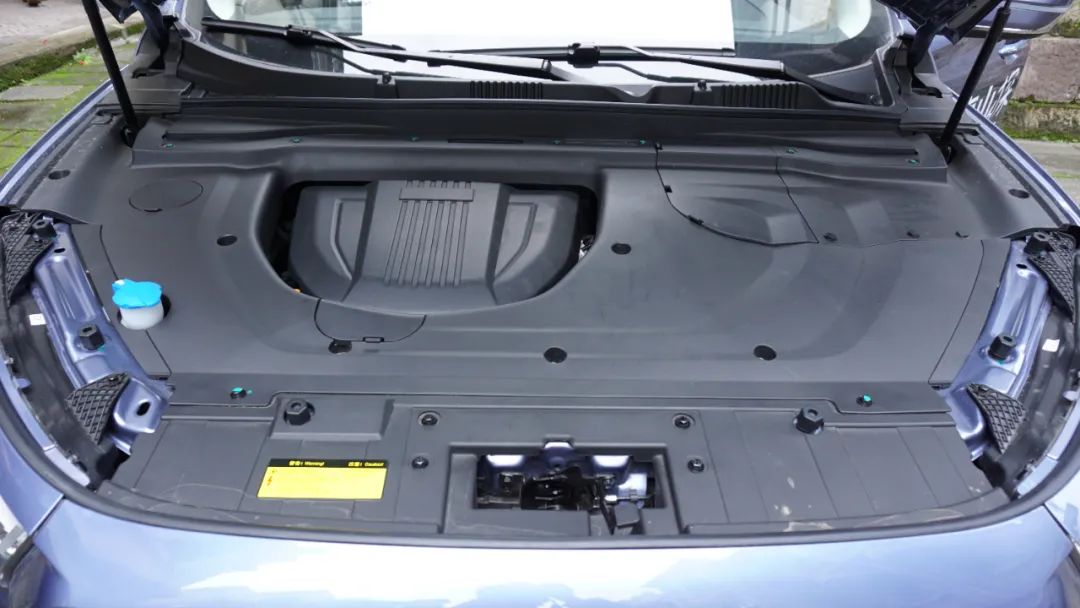 叫座十万级中型SUV，捷途X90到底何许实力？