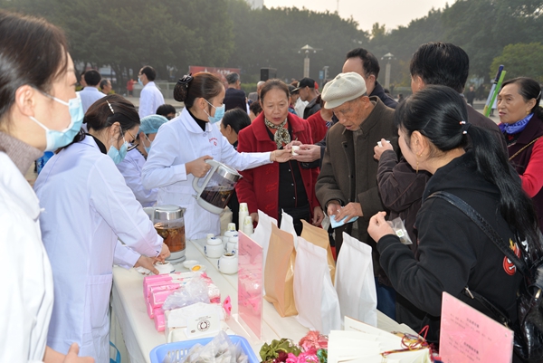 德阳市中西医结合医院成功协办推进德阳市中医药高质量发展战略合作备忘录签约暨国医书院揭牌仪式