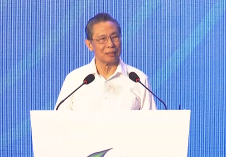 钟南山：新冠肺炎疫情发生的规律还没有摸清