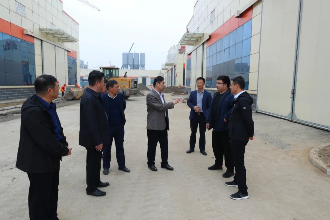 韩利师调研重点项目建设及道路整治工作