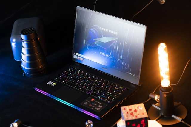 外形炫酷性能彪悍！微星强袭2 GE66全面评测
