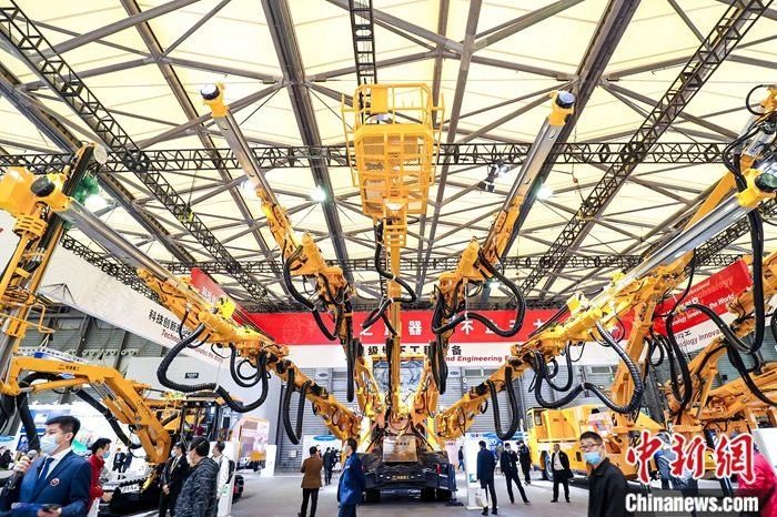 ���й��족��̨�ı�����̨������ ������߶�����ʩ��װ���հ�