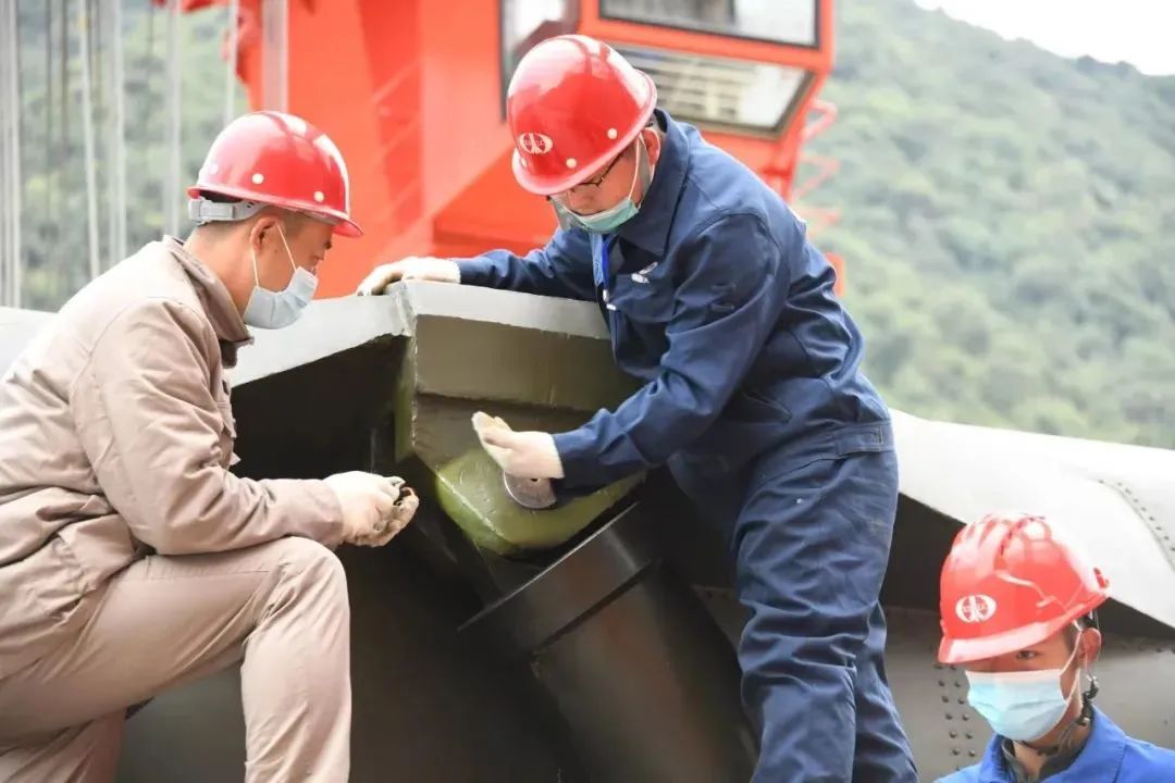 �賿���ɹ�����