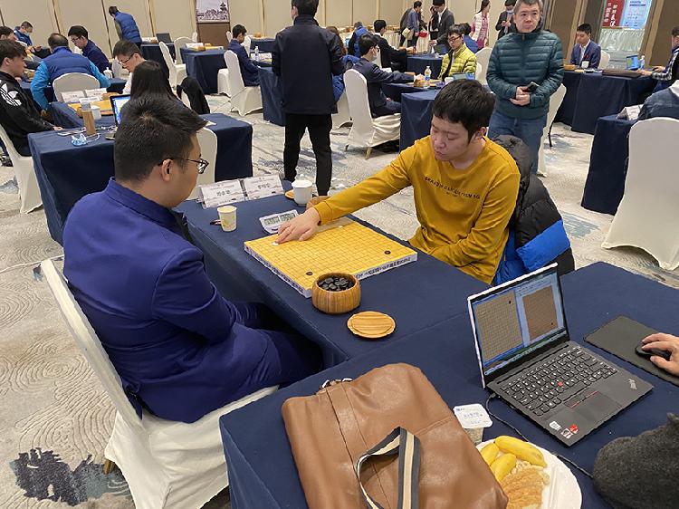 围甲第十四轮，重庆止住连败，能否进入季后赛明日揭晓：将对阵三世界冠军阵容