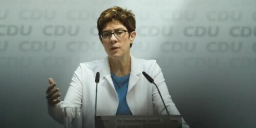 �¹�ҲҪ���롰�Ի�����������