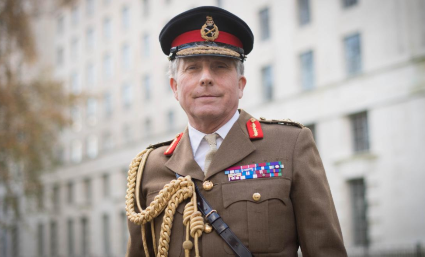 Ӣ����߼�����������ڷ�ս����ͻ�л����ж�����ս�ԣ���ý����������ս˼ά��