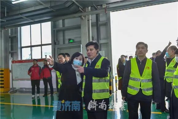 区委书记带队“敲门招商”成果丰硕，普洛斯、东方雨虹两大重点项目落户园区！