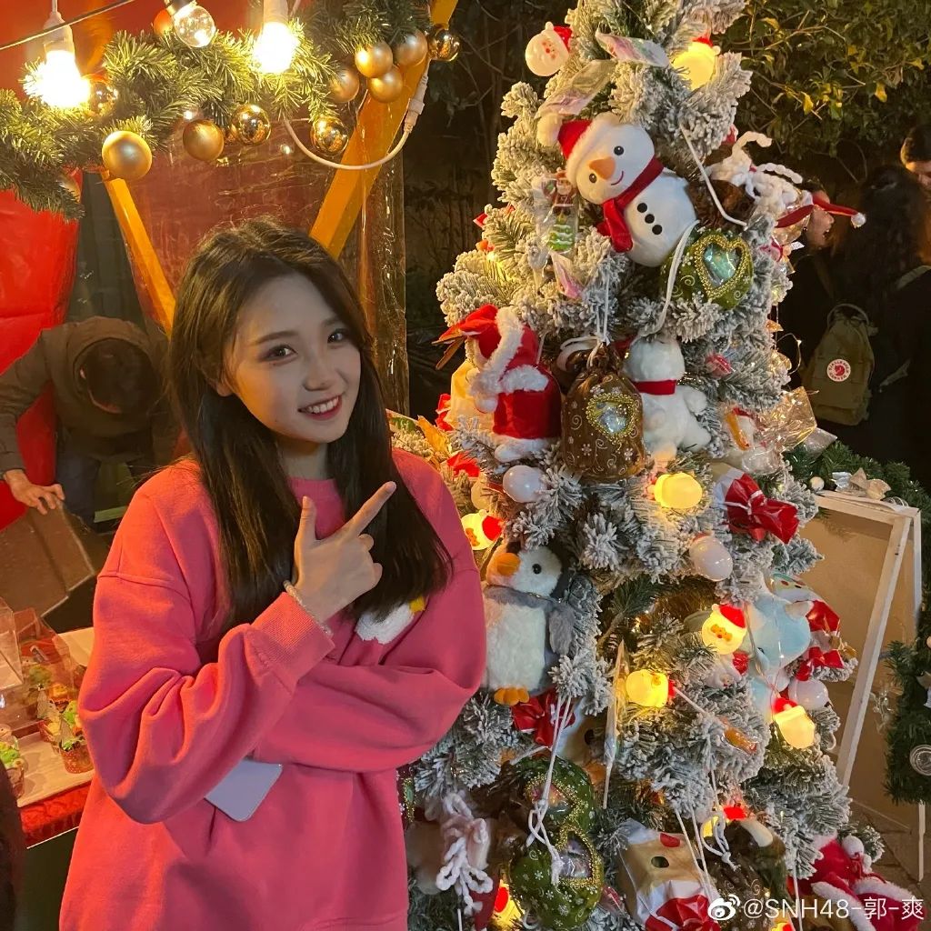 Practical Christmas modelling & takes a picture the guideline will find please