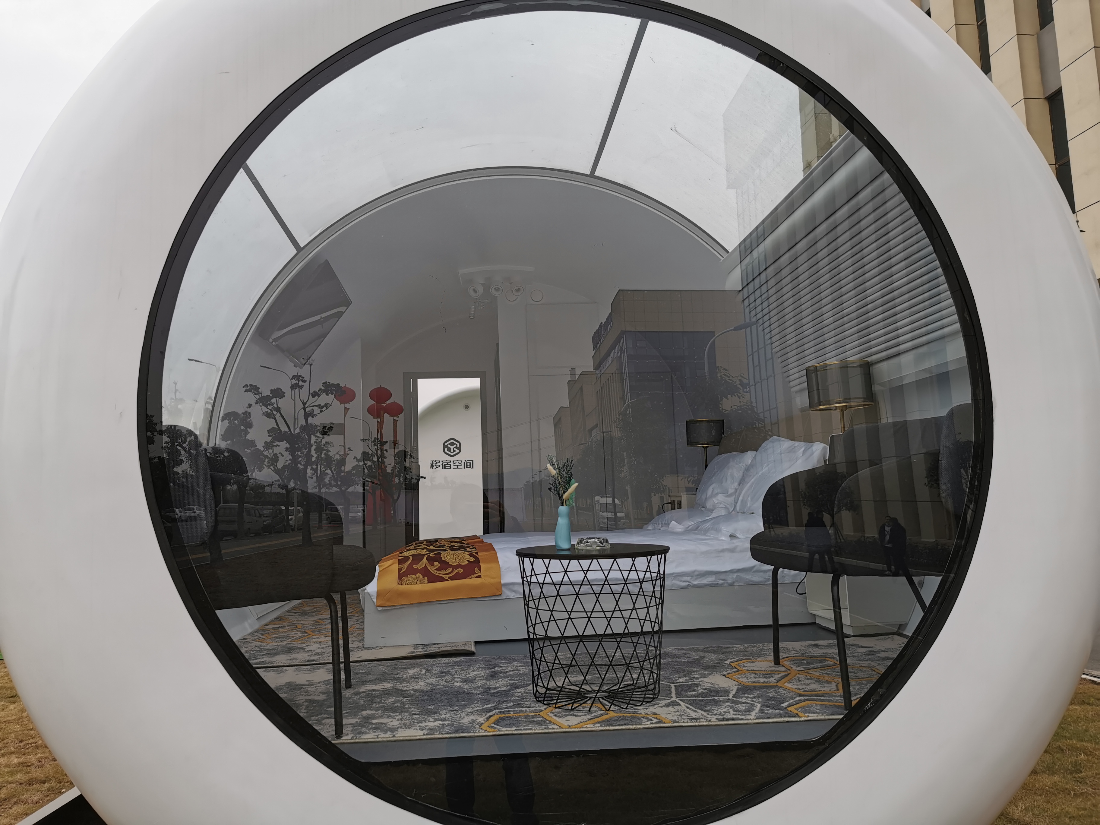 “太空舱”亮相：不用打地基，可摆放在任何地