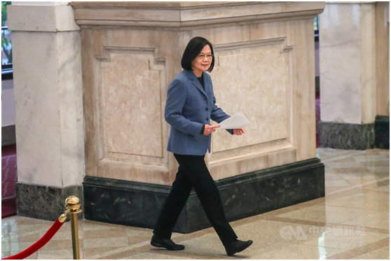 蔡英文新年講話，要台灣人民體諒�豬事�