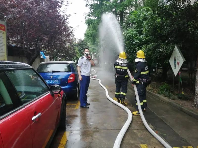 老小区改造消防设施 一个举措让消防车不用再开进小区 社会 爆资讯新媒体平台