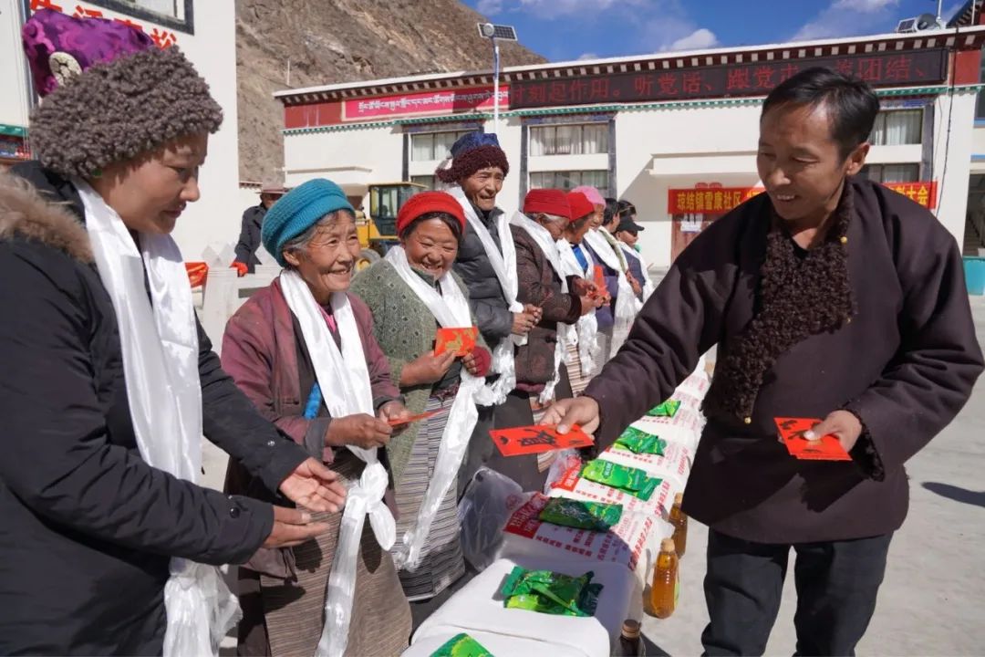 "1月1日,山南雅砻阿佳绿色食品有限责任公司赴西藏自治区山南市琼结县