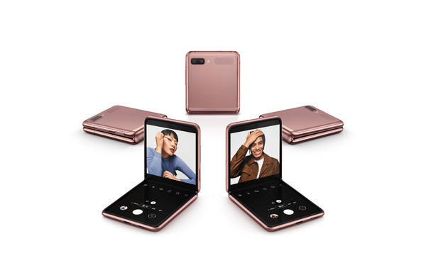 2021年折叠屏手机或迎来大爆发！价格会更便宜吗