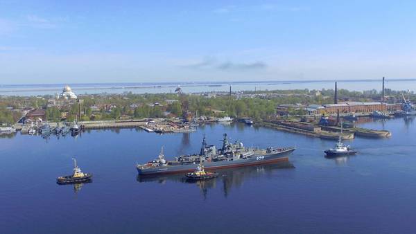 俄军退役现代级驱逐舰13吨重螺旋桨遭窃，前舰长