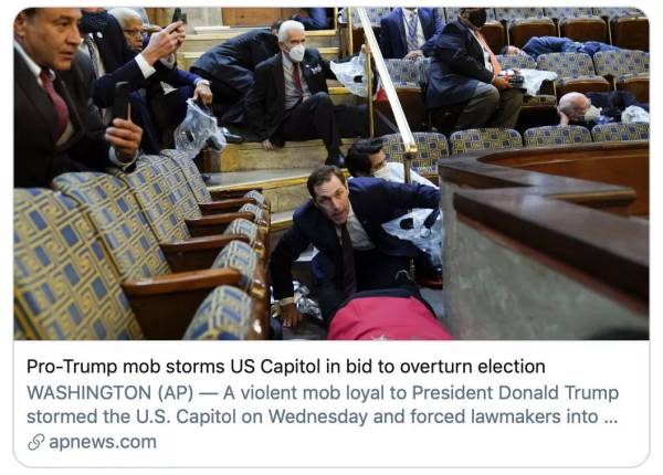 李泉：民主黨要是逼迫太甚，美國真要脫軌了