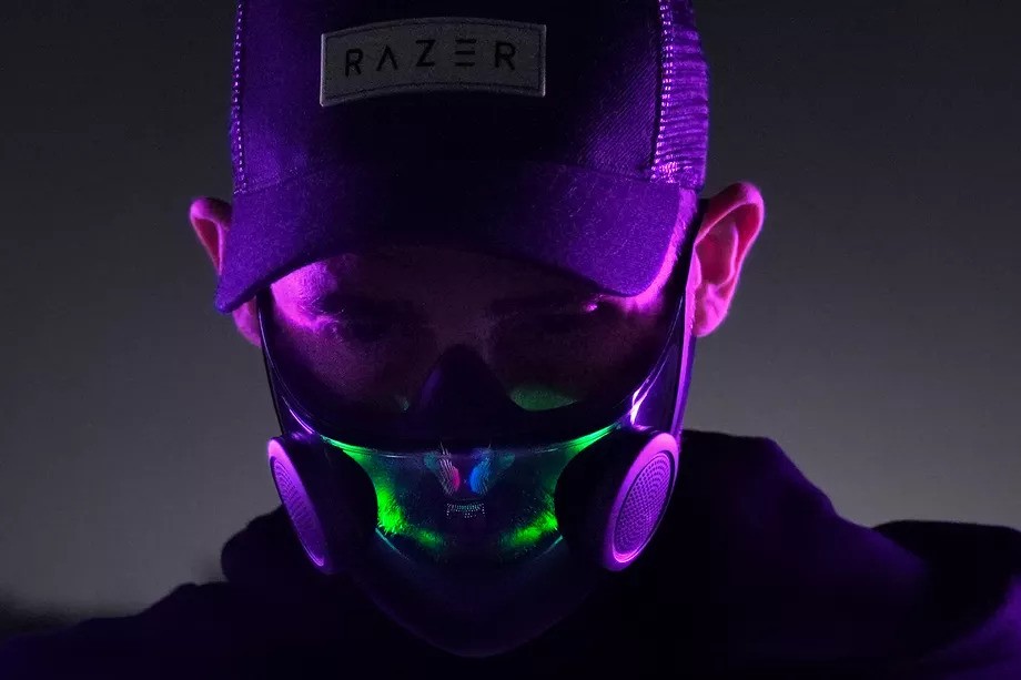 The science and technology of 2077 feels! Thunder snake rolls out N95 light to pollute RGB concept guaze mask