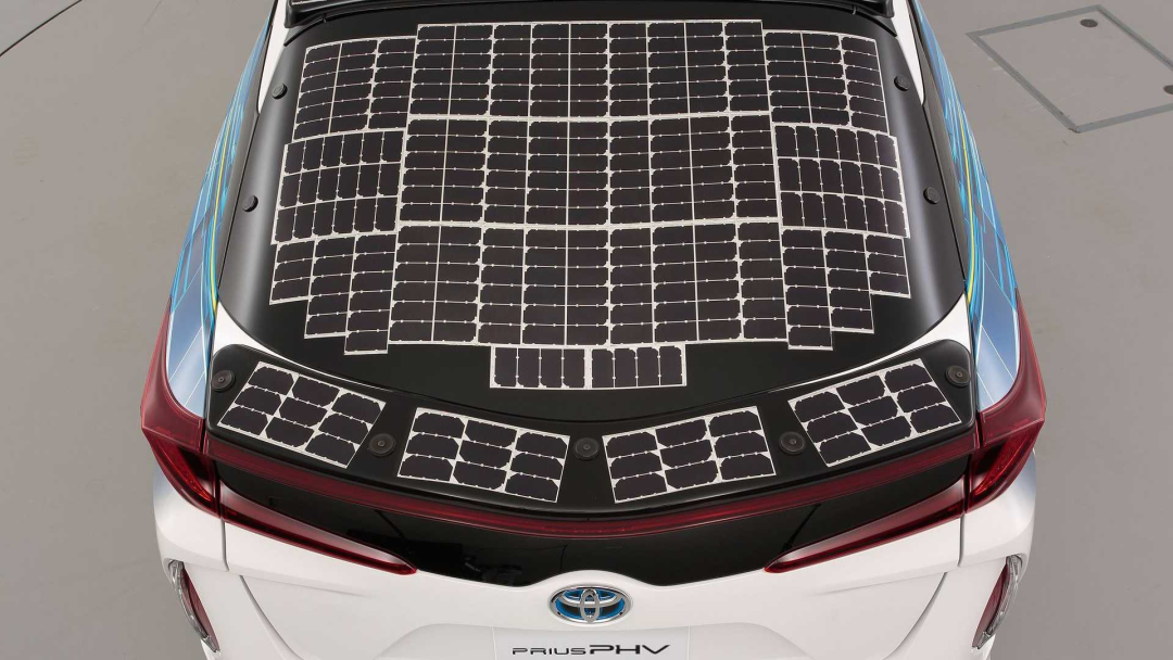 纯电动汽车才刚有起色，太阳能电动汽车就要来抢市场了？