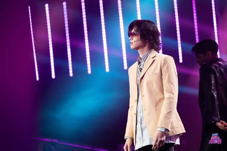 " 100 greaten Ga is beautiful " regression, head period hotspot: Liu Wei, Yang Di is imitated " God trainee "