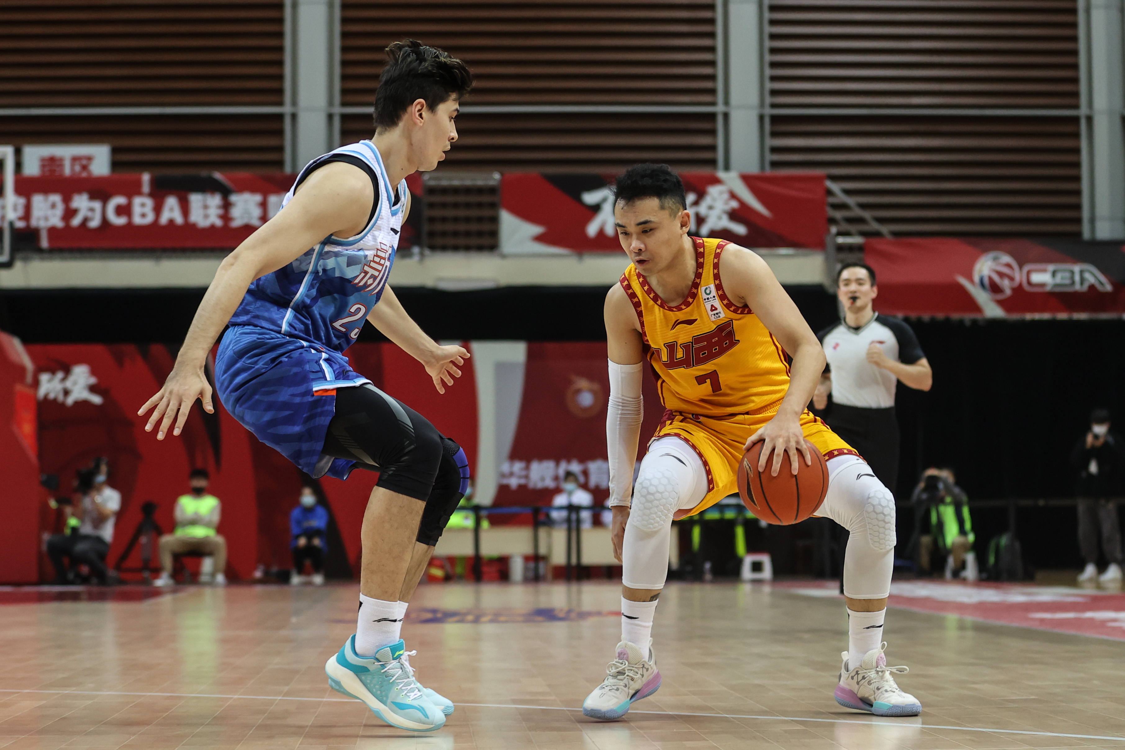 篮球——CBA第二阶段:山西汾酒股份不敌新疆伊力特