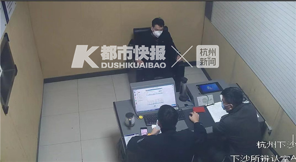 吓人！杭州一对90后情侣在出租房空气开关内发现偷窥摄像头！里面记录下了嫌疑人作案全过程……