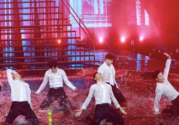 新高度|杜淳油腻出新高度 更有网友直呼辣眼睛