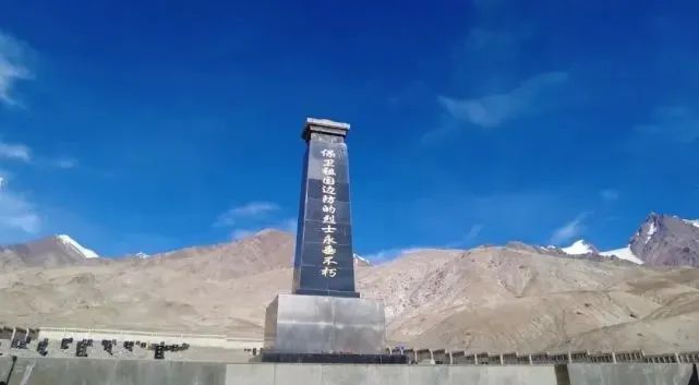 首次披露！4名解放军官兵在中印边境牺牲全过程，英雄屹立喀喇昆仑