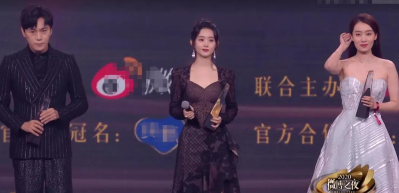 女明星红毯battle赛！热巴cos赫本太惊艳，关晓彤把自己穿成花滑选手